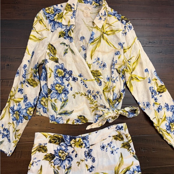 Joie Tops - Joie 100% linen resortwear vacation Floral Blouse pant set wide leg cropped